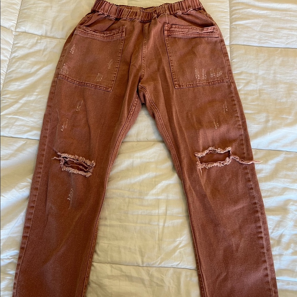 Salmon pink distressed loose fit jeans